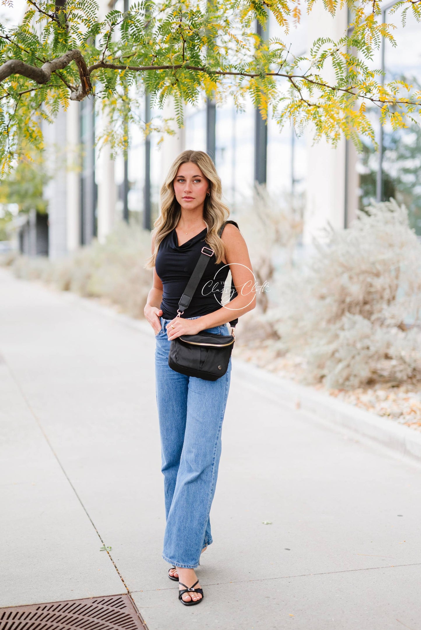 Harper Moon Crossbody - Black