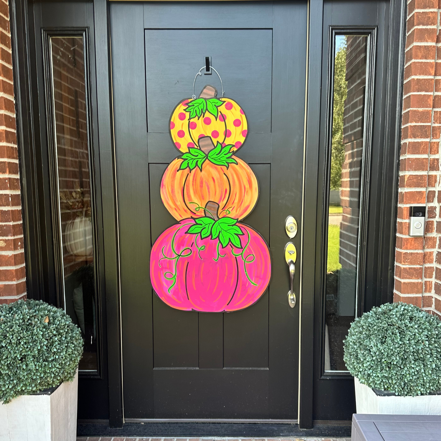 Tall Stacked Pumpkins Door Hanger