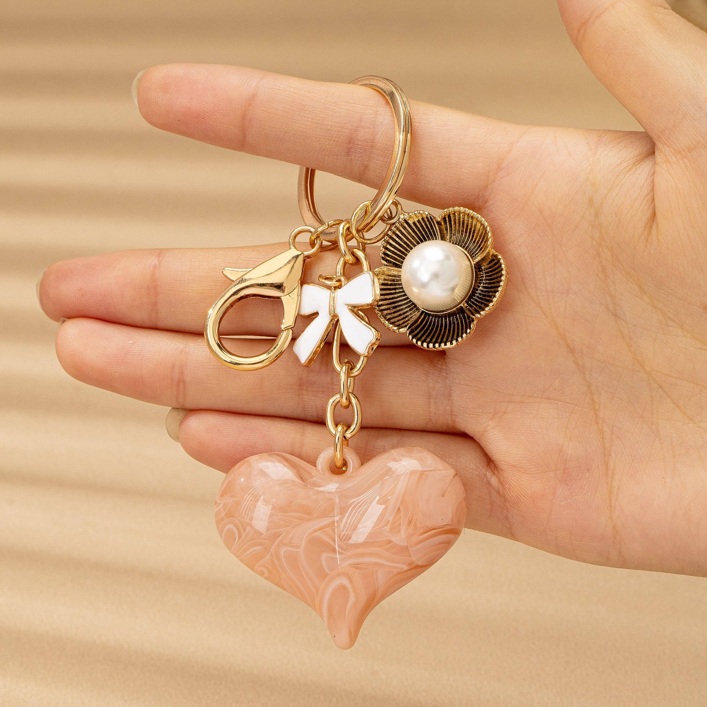 BAG CHARM KEY CHAIN-SWIRL HEART PERAL FLORAL BOW