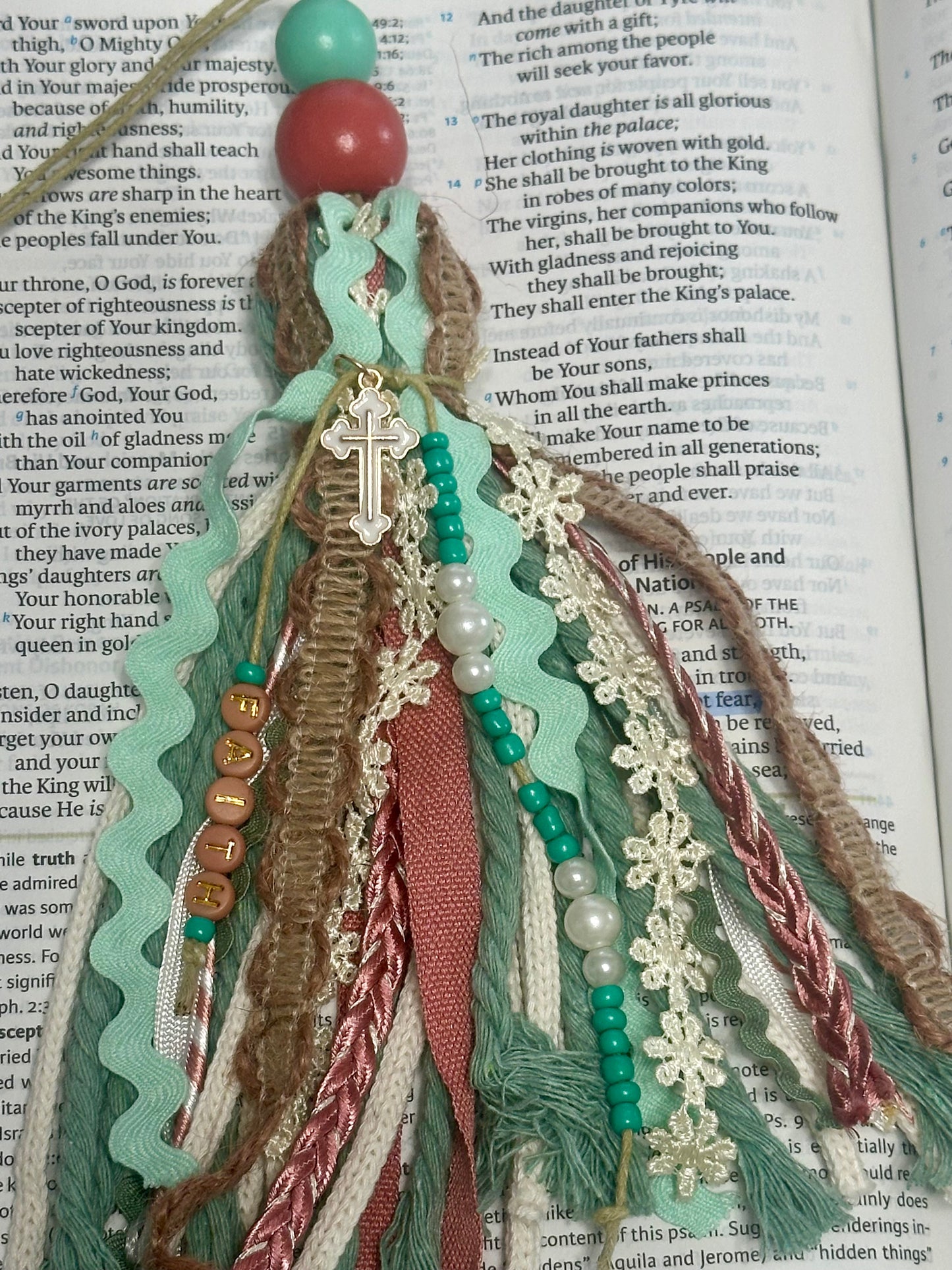 Tassel Bookmarks/Bible Tassels