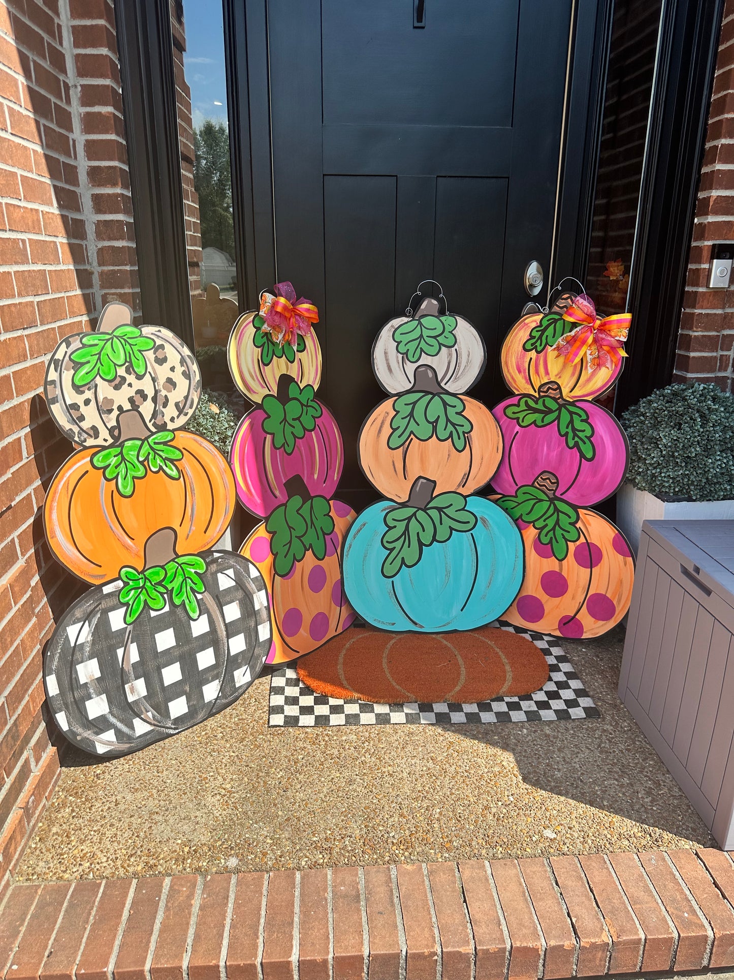 Tall Stacked Pumpkins Door Hanger