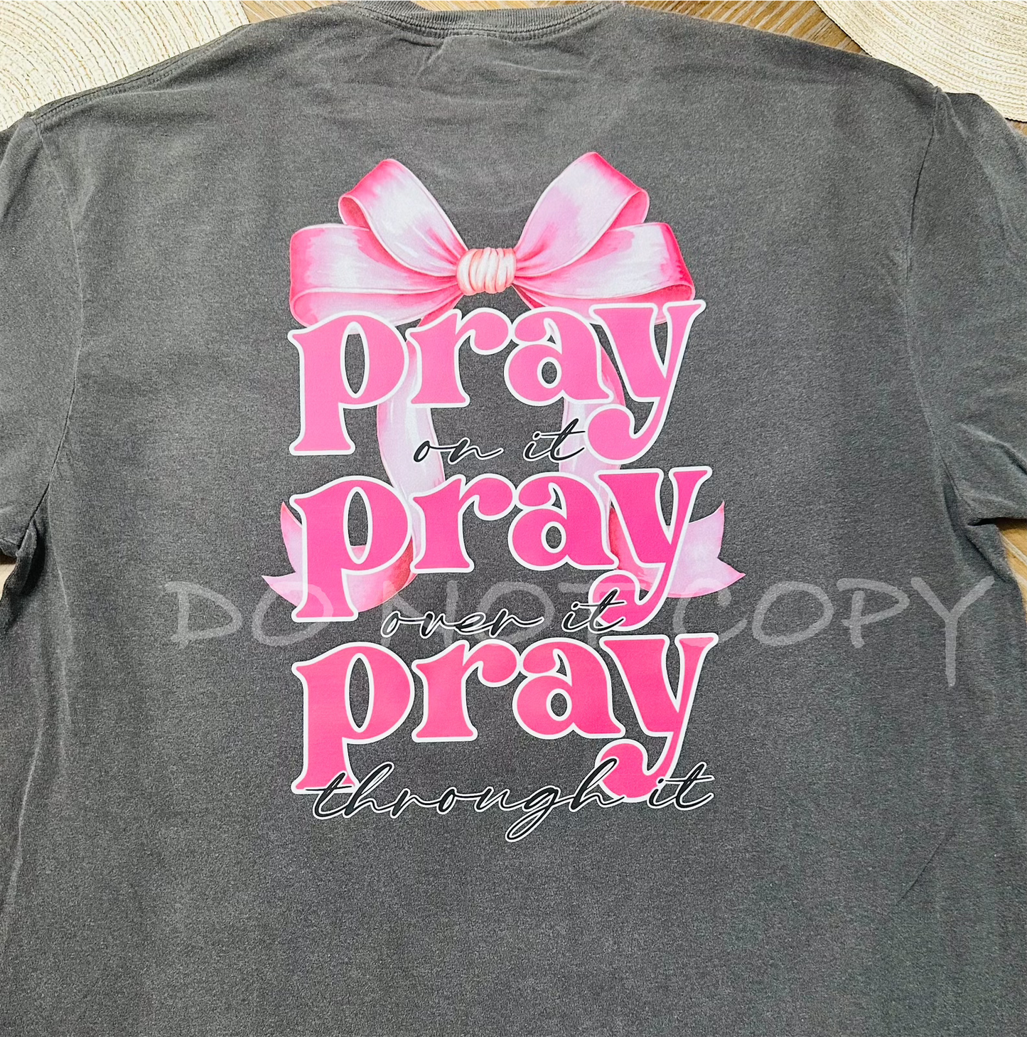 Pray Bow Tee/Sweatshirt