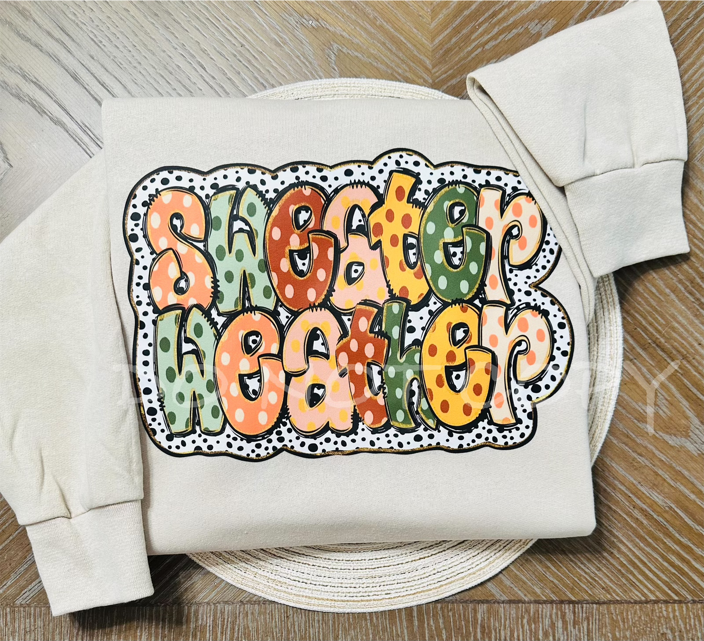 Sweater Season Tee/Sweatshirt